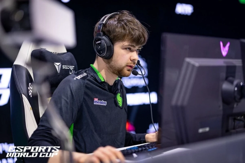 Malr1ne из Team Falcons по Dota 2 посоветовал клубам присмотреться к Hellscream и Vazya