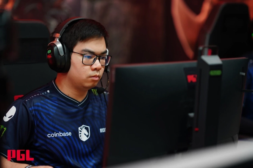 miCKe из Team Liquid по Dota 2 объяснил безбашенный стиль команды